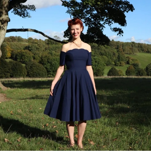 “Sam’s” Vintage Soft Petticoat                  Size L (30”Waist - 22”Length) - Picture 2 of 12